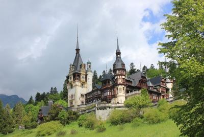 Tour de los 3 Castillos: Bran, Rasnov y Peles en español (guía es Tour de los 3 Castillos: Bran, Rasnov y Peles en español (guía es