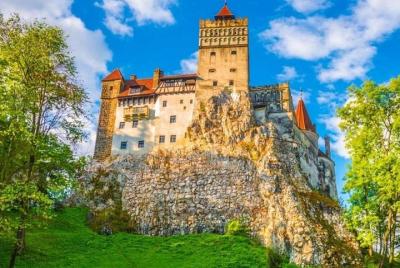 Transylvania Day Trip: Dracula's Castle and Peles Castle