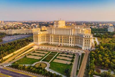 Full-Day Bucharest Tour with Mogosoaia Palace and Snagov Monaster
