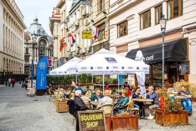 Bucharest Walking Tour Bucharest Walking Tour