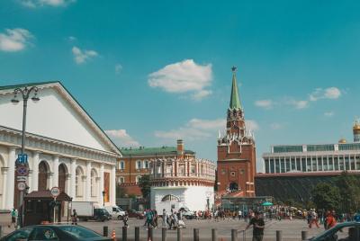Skip-The-Line Kremlin and Red Square Tour with Free Coffee and Pr Skip-The-Line Kremlin and Red Square Tour with Free Coffee and Pr