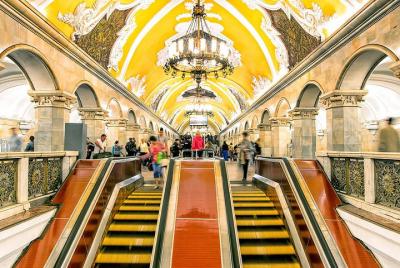 Moscow Metro Daily Tour: Small Group Moscow Metro Daily Tour: Small Group