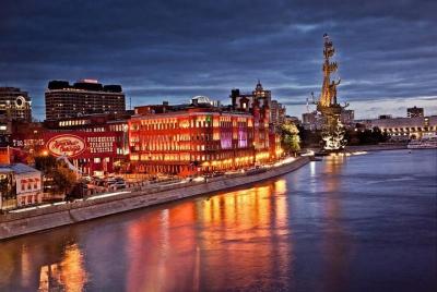 Moscow at Night Small Group Tour