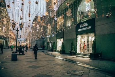 Private Shopping and Showrooms Tour in Moscow with Local Expert