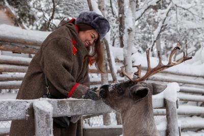FEED A REINDEER. Get to know reindeer and northern traditions