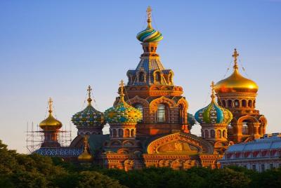 St. Petersburg: Walking tour & Lunch & Hermitage