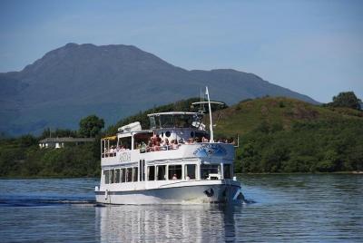 Loch Lomond, Stirling Castle and the Kelpies from Edinburgh Loch Lomond, Stirling Castle and the Kelpies from Edinburgh