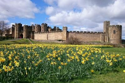 Borders and Alnwick Castle Tour from Edinburgh Borders and Alnwick Castle Tour from Edinburgh