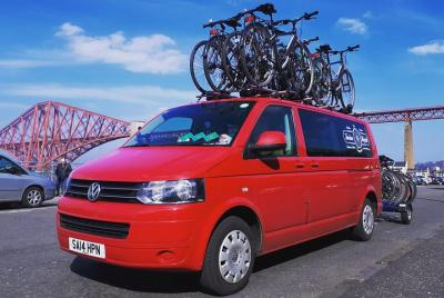 Forth Bridges and Edinburgh Suburbs by Manual or E-bike Forth Bridges and Edinburgh Suburbs by Manual or E-bike