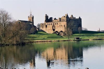 Outlander film locations tour - Wentworth Prison , Fort William and Culross Outlander film locations tour - Wentworth Prison , Fort William and Culross