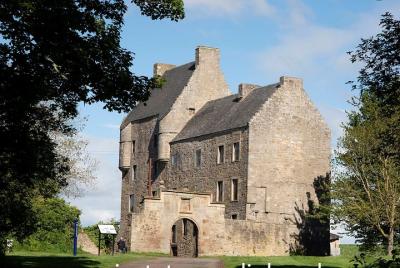 Lallybroch Castle Outlander tour Lallybroch Castle Outlander tour