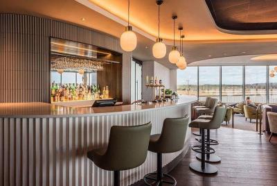 Edinburgh Airport Lounge - No1 Lounge, Terminal 1 Edinburgh Airport Lounge - No1 Lounge, Terminal 1