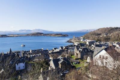 Day Trip To South Queensferry With A Local: Private & Personalized Day Trip To South Queensferry With A Local: Private & Personalized