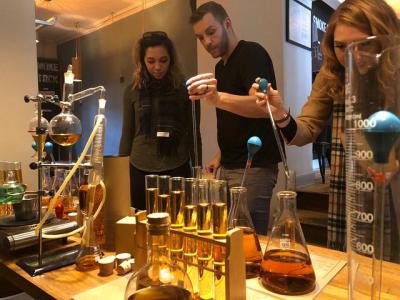 Edinburgh Whisky Workshop: Blend Your Own Whisky Miniature