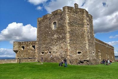 Five Scottish Castles Private Tour from Edinburgh Five Scottish Castles Private Tour from Edinburgh