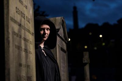 Small Group Edinburgh Underground and Graveyard Ghost Tour with Private Option Small Group Edinburgh Underground and Graveyard Ghost Tour with Private Option