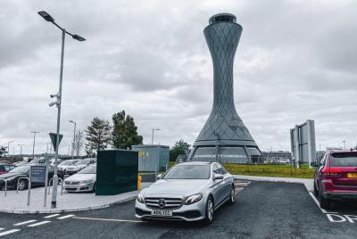 Edinburgh Airport to Edinburgh Private Premium Transfer With Chauffeur Edinburgh Airport to Edinburgh Private Premium Transfer With Chauffeur