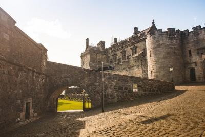 Stirling Castle, Loch Lomond and Whisky Trail Small Group Day Tou Stirling Castle, Loch Lomond and Whisky Trail Small Group Day Tou