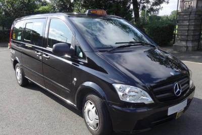 Departure Transfer - Edinburgh City to Edinburgh Airport Departure Transfer - Edinburgh City to Edinburgh Airport