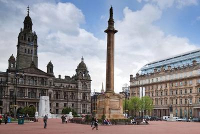 Discover Glasgow. Full day private tour in Mercedes Benz people c Discover Glasgow. Full day private tour in Mercedes Benz people c