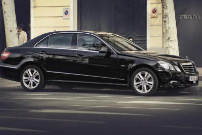 Private Transfer: Greenock Port to GLA Airport or Glasgow City by