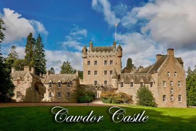 Culloden Battlefield, Clava Cairns & Cawdor Castle