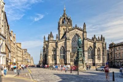 Your Bespoke 4 Day Tour - tailored to your specific requirements Your Bespoke 4 Day Tour - tailored to your specific requirements