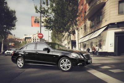 Arrival Transfer Inverness INV to Inverness City by Private Vehicle