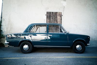 Yerevan tour in a retro Lada with drinks (Yerevan city tour) Yerevan tour in a retro Lada with drinks (Yerevan city tour)