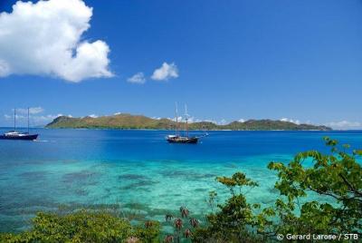 Full Day Excursion of Cousin, Curieuse and St Pierre Islands from Praslin Island Full Day Excursion of Cousin, Curieuse and St Pierre Islands from Praslin Island