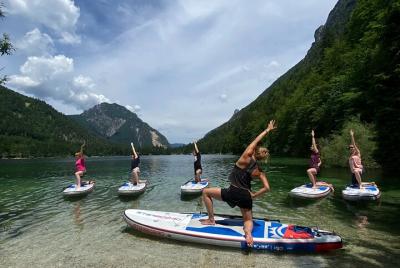 SUP (Stand Up Paddle Board) Yoga for Beginners SUP (Stand Up Paddle Board) Yoga for Beginners