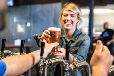 Local craft beer tasting with sightseeing - Lju-BEER-ljana tour Local craft beer tasting with sightseeing - Lju-BEER-ljana tour