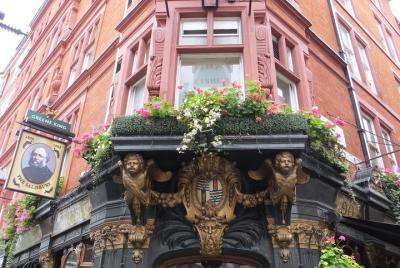 London Pub Walking Tour of Covent Garden London Pub Walking Tour of Covent Garden