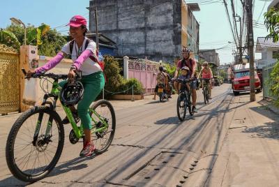 Explore Bangkok by Bike & Boat with Lunch Explore Bangkok by Bike & Boat with Lunch