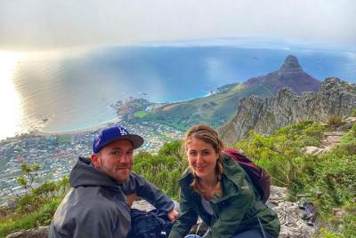 Table Mountain Walking Tour with Picnic, Yoga & Hike, Yoga Expert