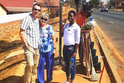 Johannesburg Full-Day Tour(Soweto/Jo-Burg & Apartheid Museum) Johannesburg Full-Day Tour(Soweto/Jo-Burg & Apartheid Museum)