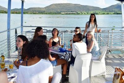 2 Hour Boat Cruise in Hartbeespoort Dam 2 Hour Boat Cruise in Hartbeespoort Dam