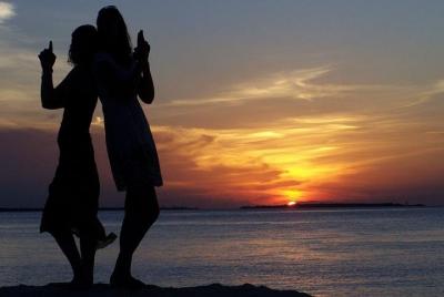 14-Day Mozambique and Zim Explorer Adventure Camping Tour from Pr