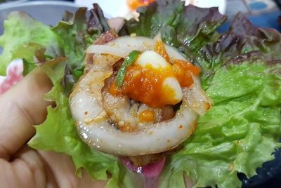 Enjoy local foods with a foodie at Busan Gwangalli Enjoy local foods with a foodie at Busan Gwangalli