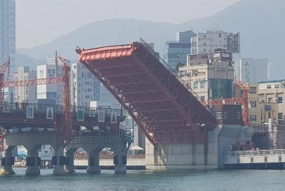 Busan ONE DAY (History + Nature view + Culture + Local food) Busan ONE DAY (History + Nature view + Culture + Local food)