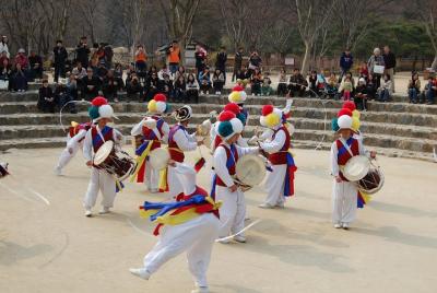 Gyeongbok Palace and Korean Folk Village Tour Gyeongbok Palace and Korean Folk Village Tour