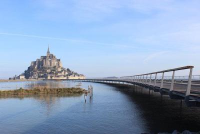 Lisieux, D-Day Beaches, Mt. St. Michel & St.Malo, 3-Day Private T Lisieux, D-Day Beaches, Mt. St. Michel & St.Malo, 3-Day Private T