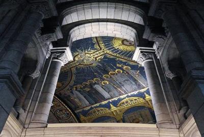 Paris Family Tour : Treasure hunt & Playground Exclusive (Kids Friendly)