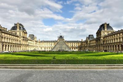 Discover the secrets of the Louvre