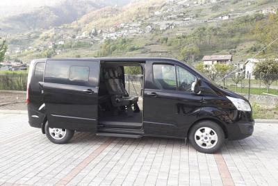 Varenna --- transfer From Varenna To Milan Malpensa Airport Max 5 Varenna --- transfer From Varenna To Milan Malpensa Airport Max 5