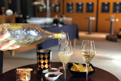 Boutique Wineries Wine and Tapas Small Group Tour