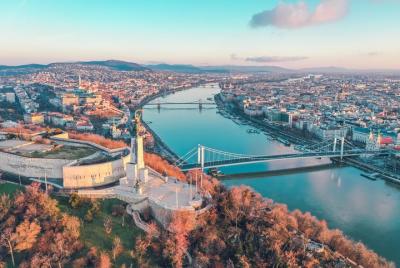 Discover Budapest in 90 minutes with a Local