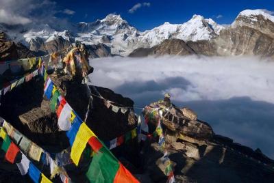 explore amazing nepal (small group)