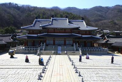 Korean Cultural Combo: Yongin MBC Dramia TV Set Tour and Korean F