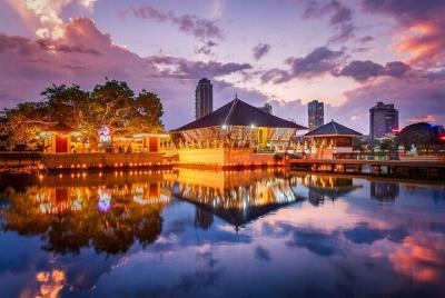 Colombo City Tour from Ahungalla Colombo City Tour from Ahungalla